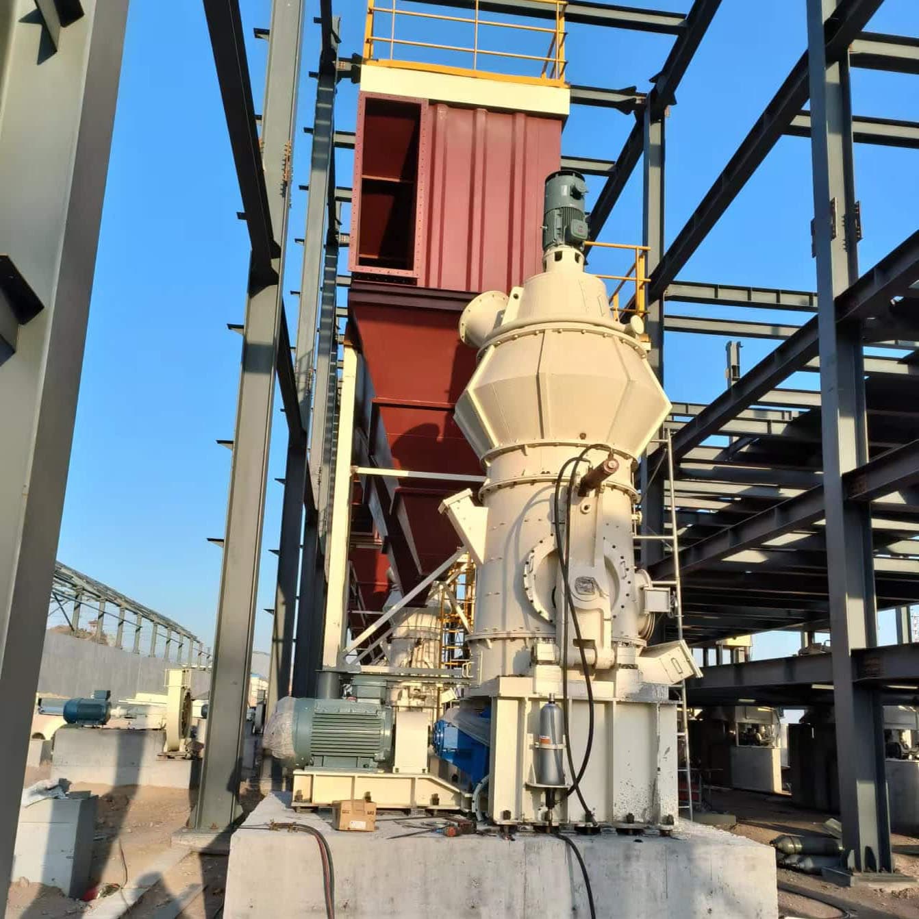 Sistema de pulverización de carbón de alta volatilidad para línea de producción de carbón activado