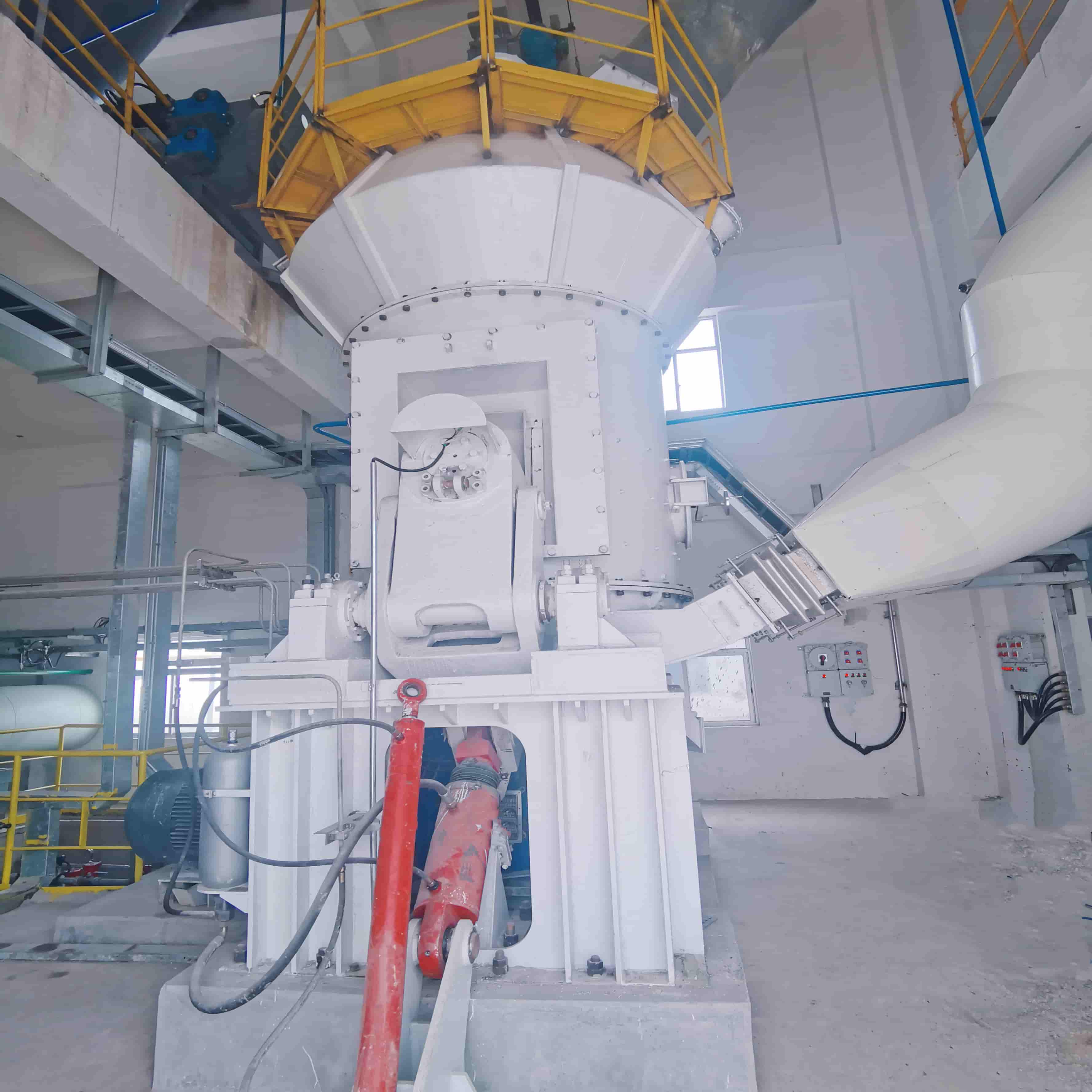 High fineness bentonite mill