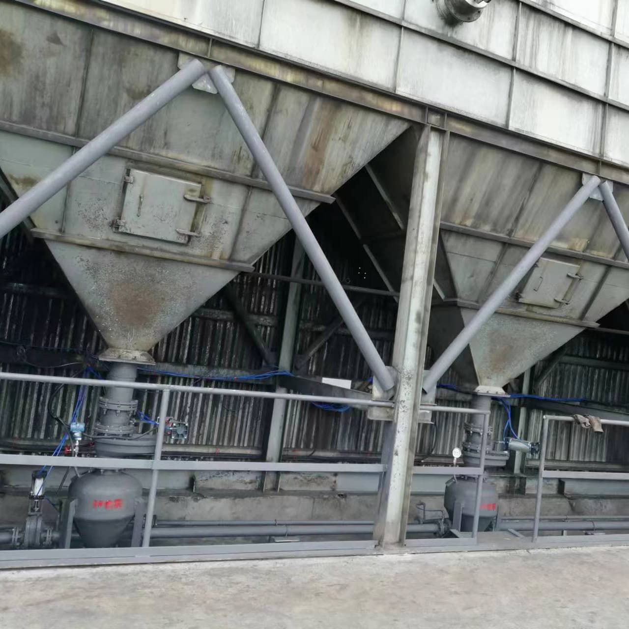 Pneumatic Conveying Bin Pump Pneumatic Conveying Bin Pump