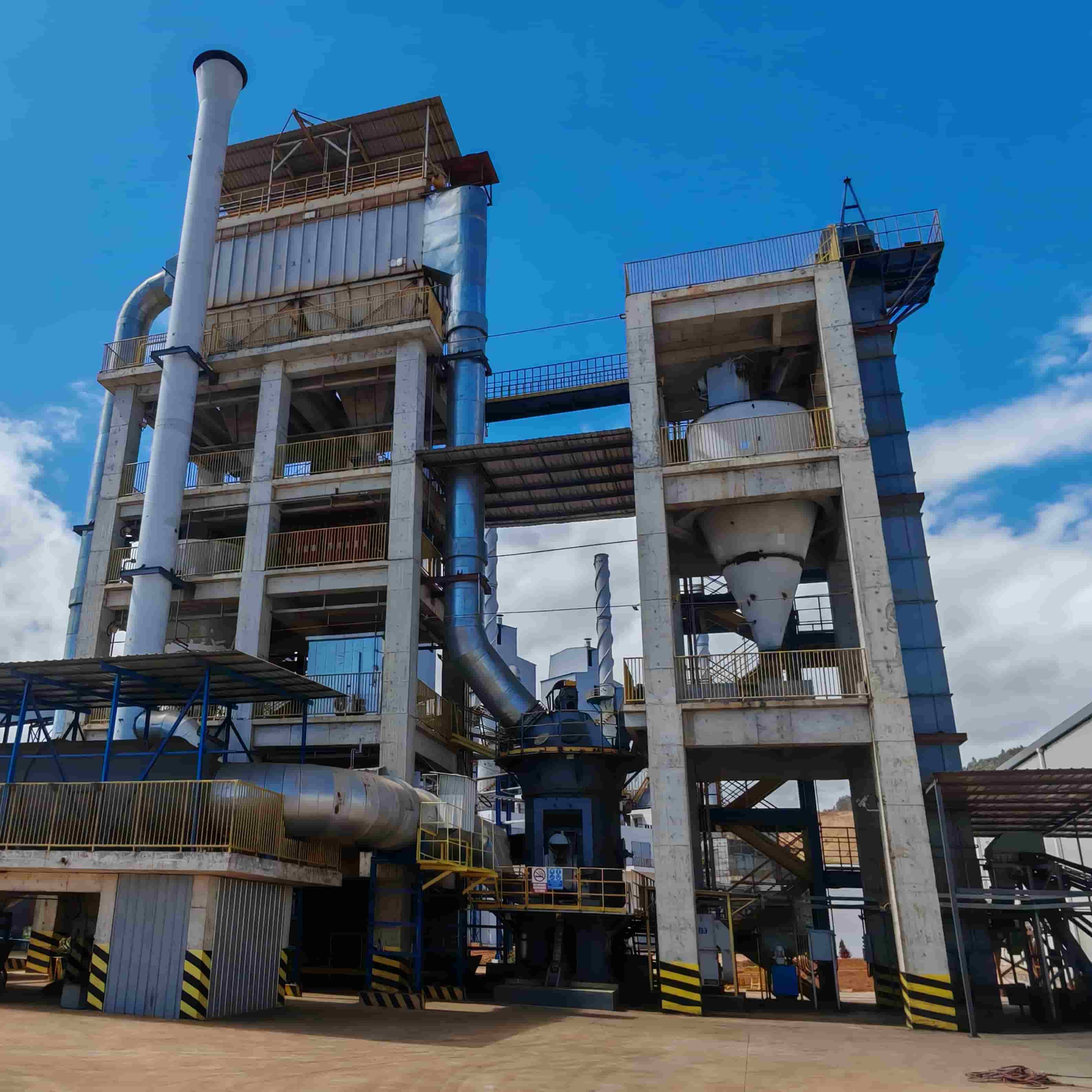 Un molino de rodillos vertical, múltiples minerales: ¿Cómo maximizar su negocio de molienda por encargo en Oriente Medio?